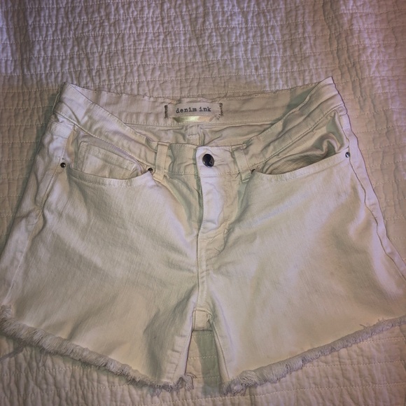 White mid rise shorts. - Picture 3 of 3
